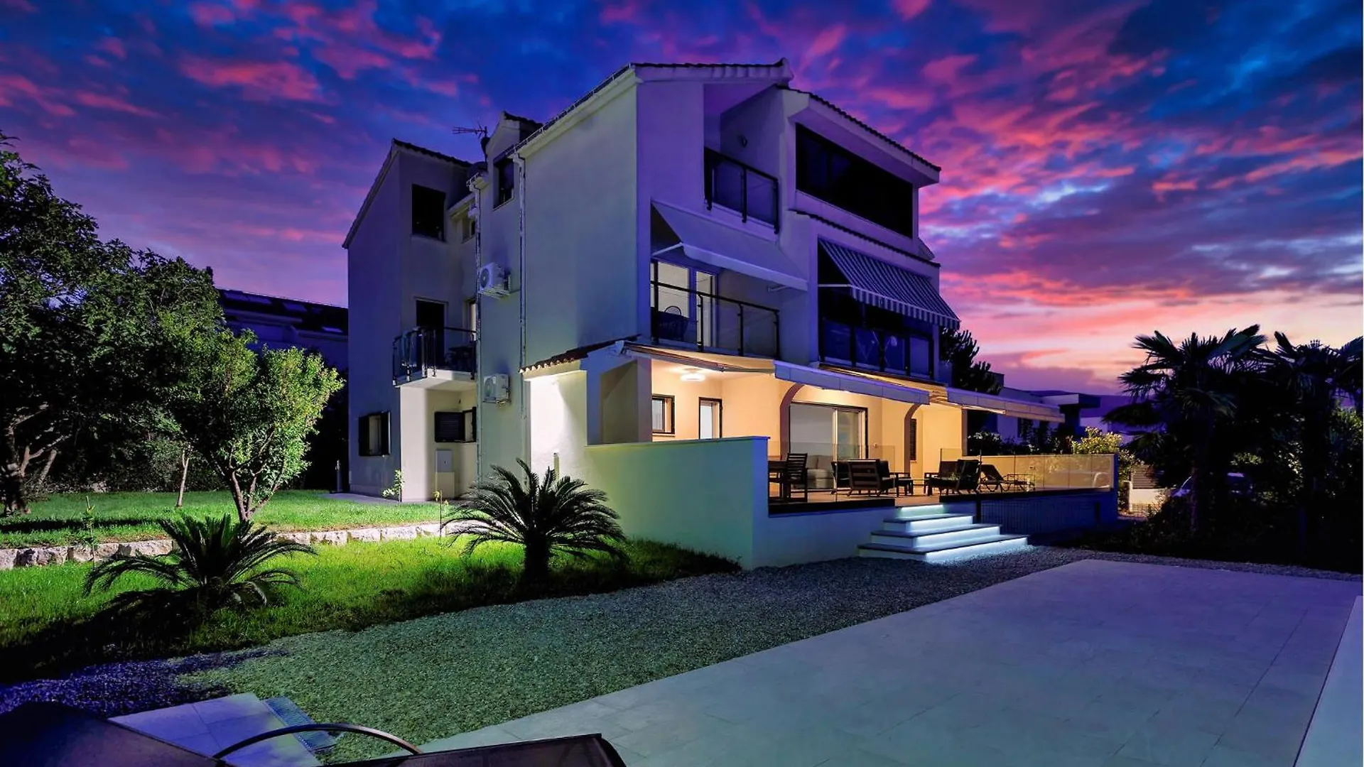 Amazing Home In Kastel Stafilic Kastela