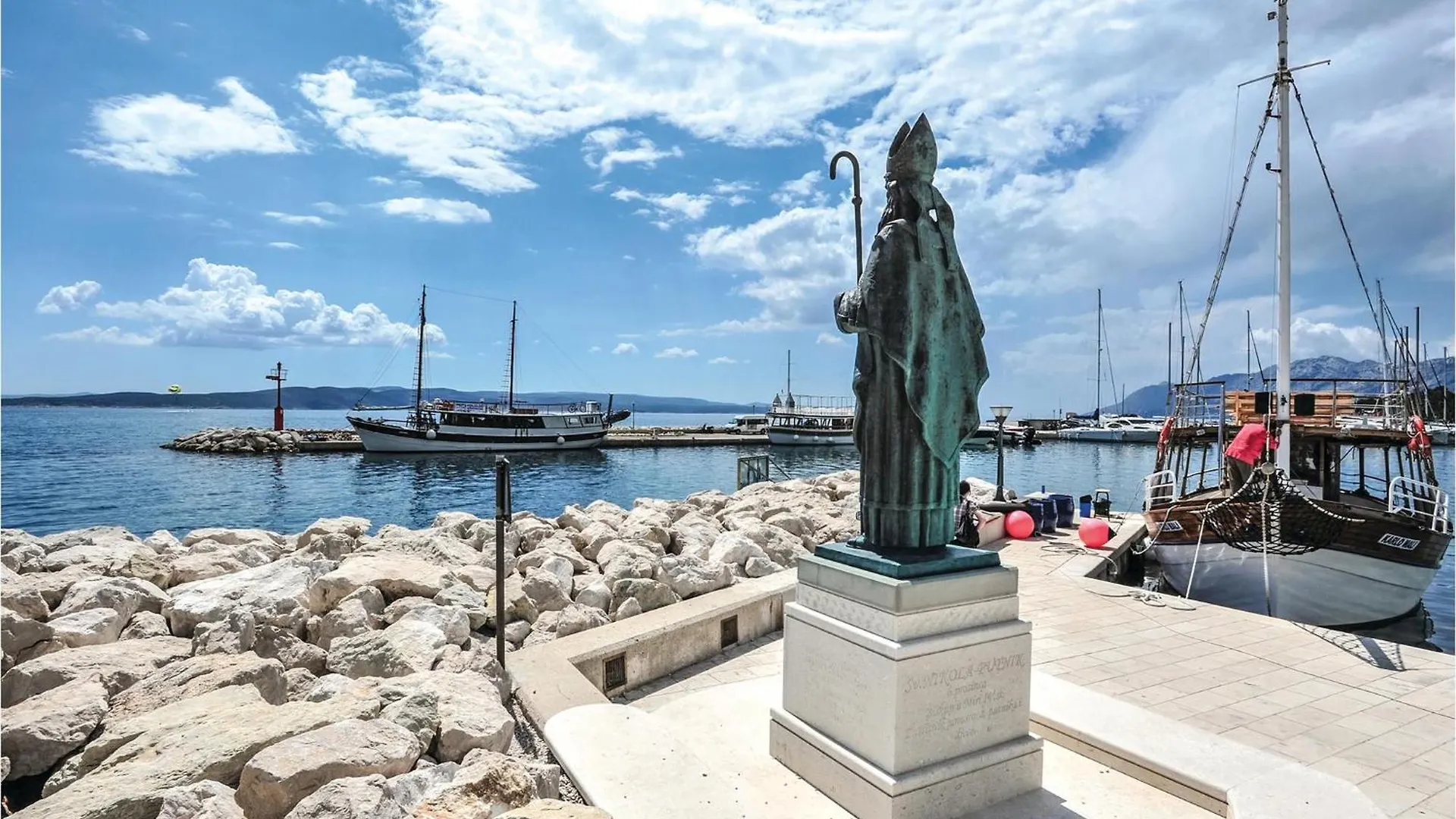 Amazing Home In Kastel Stafilic Kastela Holiday home