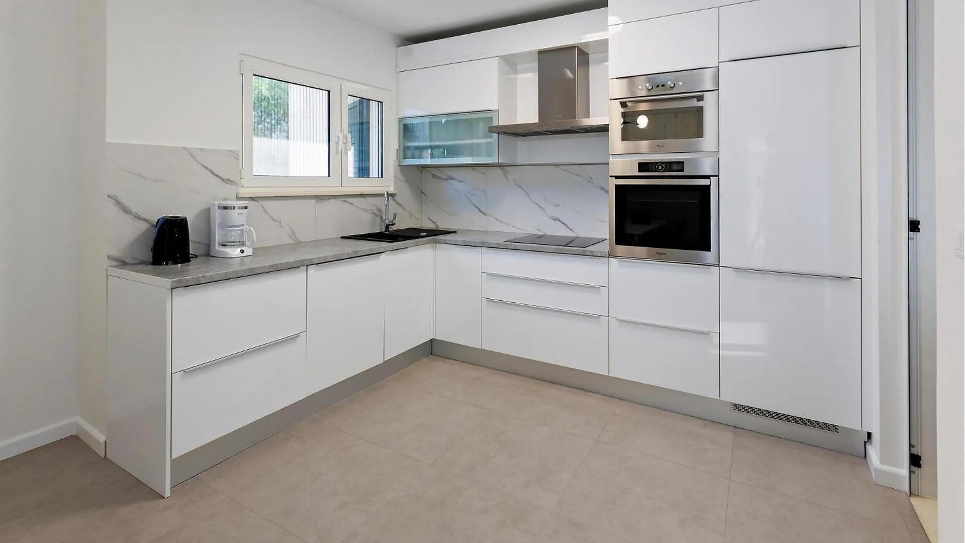 Amazing Home In Kastel Stafilic Kastela Holiday home