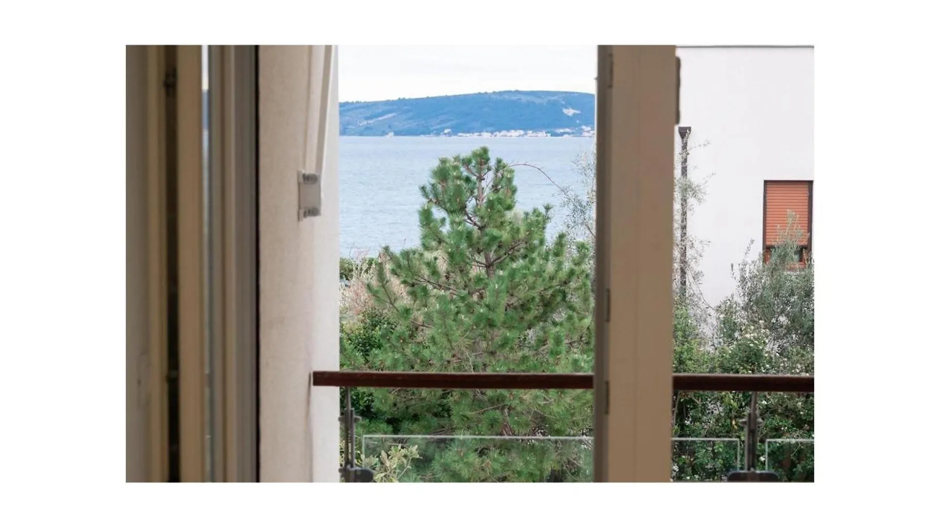 Amazing Home In Kastel Stafilic Kastela Croatia